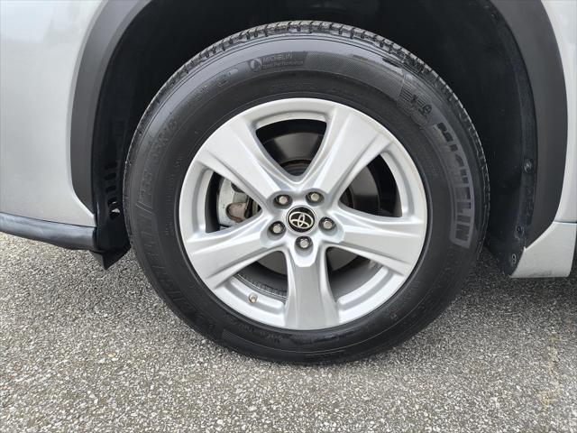 used 2021 Toyota Highlander car, priced at $27,359