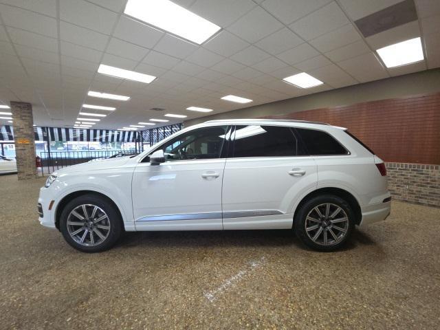 used 2018 Audi Q7 car, priced at $21,291