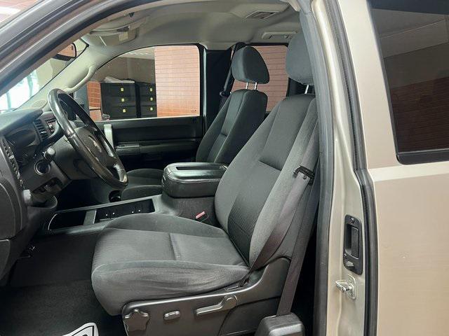 used 2007 Chevrolet Silverado 2500 car, priced at $11,641