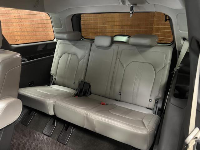 used 2019 Ford Expedition car, priced at $26,075