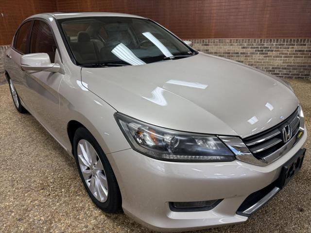 used 2015 Honda Accord car, priced at $15,591