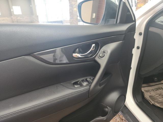 used 2018 Nissan Rogue car, priced at $15,829