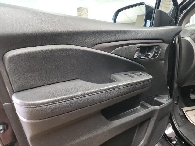 used 2021 Honda Pilot car, priced at $26,991