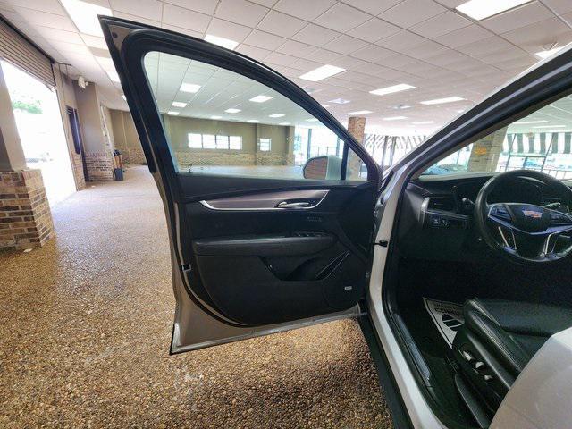 used 2017 Cadillac XT5 car, priced at $16,941