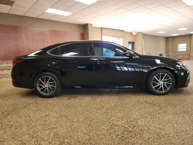 used 2017 Lexus ES 350 car, priced at $17,891