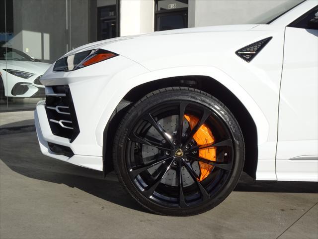 used 2021 Lamborghini Urus car, priced at $229,888