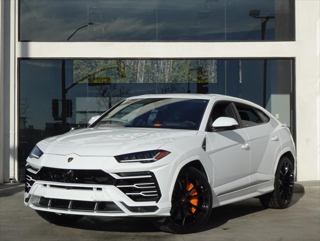 used 2021 Lamborghini Urus car, priced at $229,888