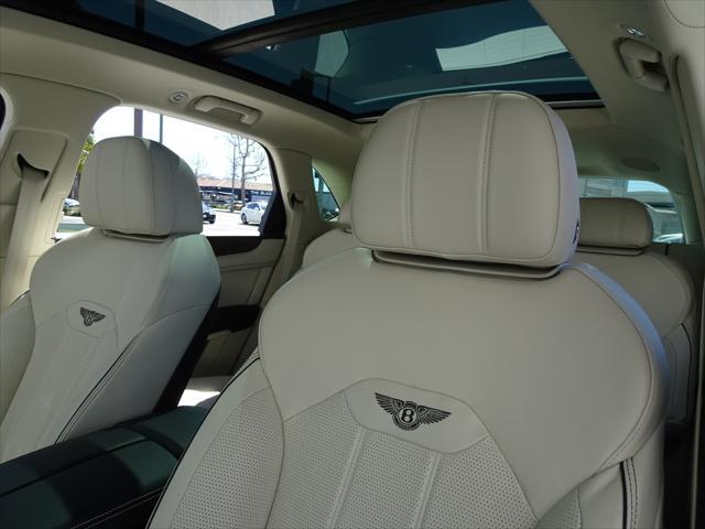 used 2021 Bentley Bentayga car, priced at $135,888
