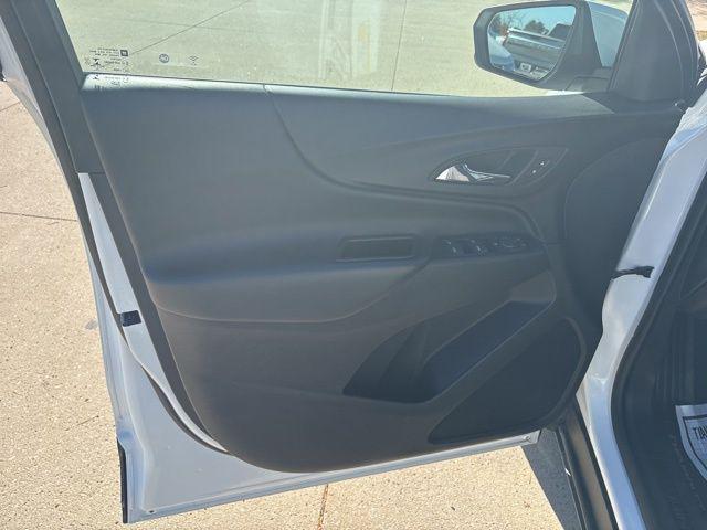 used 2022 Chevrolet Equinox car, priced at $20,444