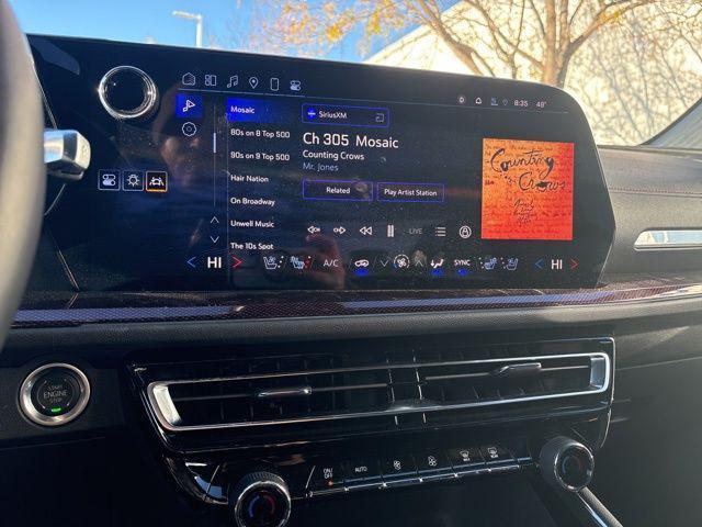 used 2024 Chevrolet Traverse car, priced at $52,899