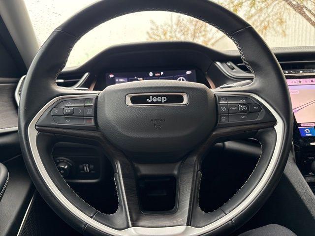 used 2022 Jeep Grand Cherokee car, priced at $27,500