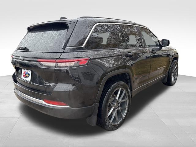 used 2022 Jeep Grand Cherokee car, priced at $27,500