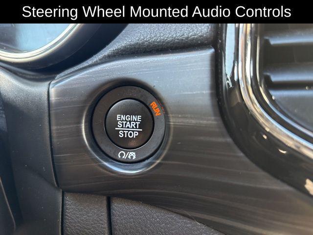 used 2022 Jeep Grand Cherokee car, priced at $27,999