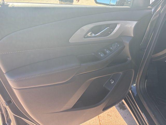 used 2020 Chevrolet Traverse car, priced at $21,444