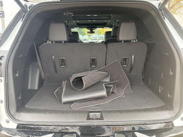 used 2023 Chevrolet Traverse car, priced at $39,856