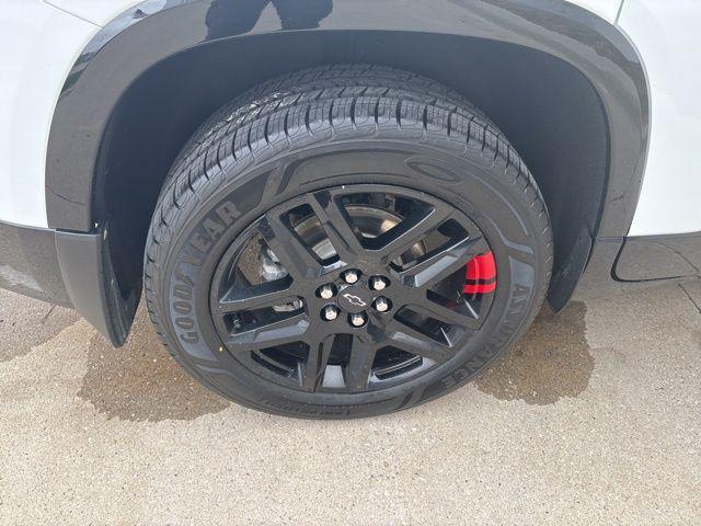 used 2023 Chevrolet Traverse car, priced at $39,856