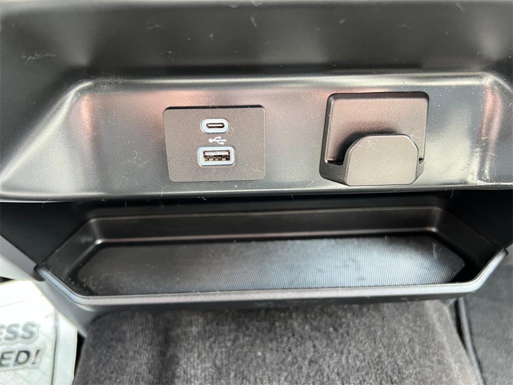 used 2022 Ford F-150 car, priced at $37,400