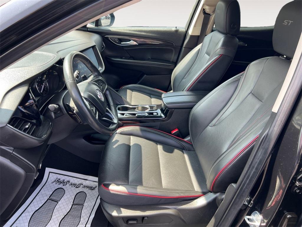 used 2023 Buick Envision car, priced at $25,300