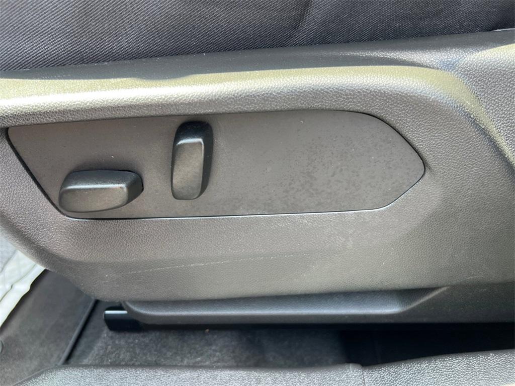 used 2023 Buick Envision car, priced at $25,300
