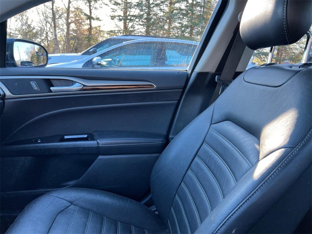 used 2014 Ford Fusion car, priced at $6,000