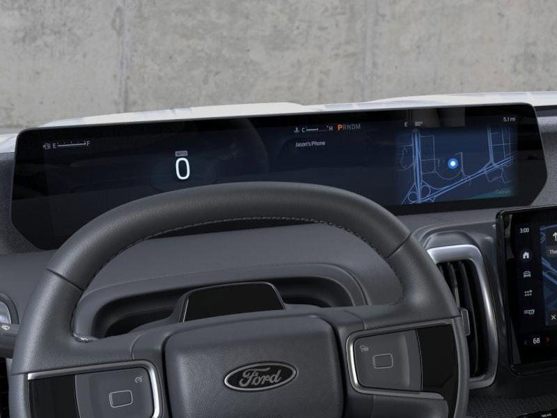 new 2025 Ford Expedition car, priced at $76,114