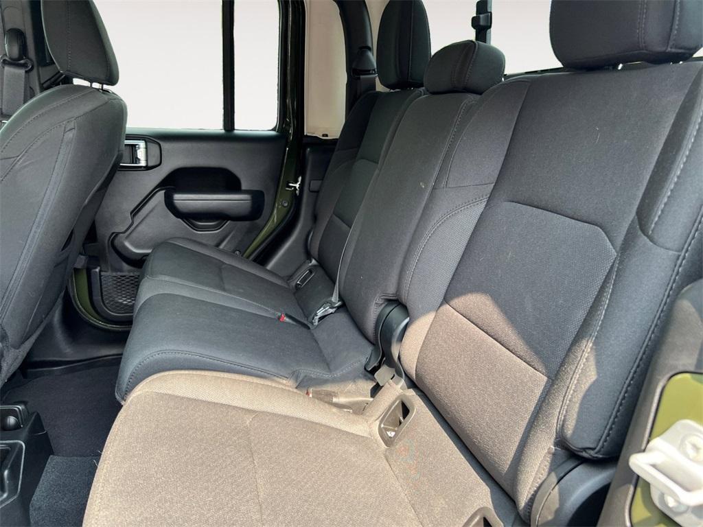 used 2023 Jeep Gladiator car, priced at $34,212
