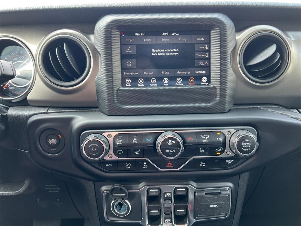 used 2023 Jeep Gladiator car, priced at $34,212