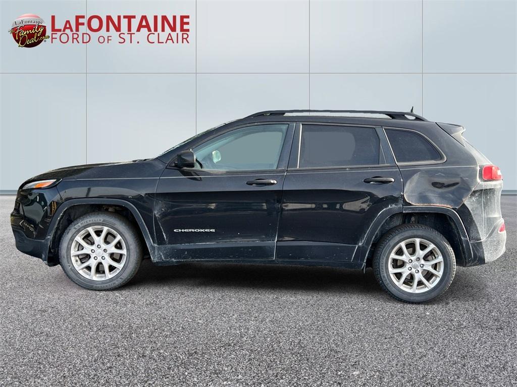 used 2016 Jeep Cherokee car