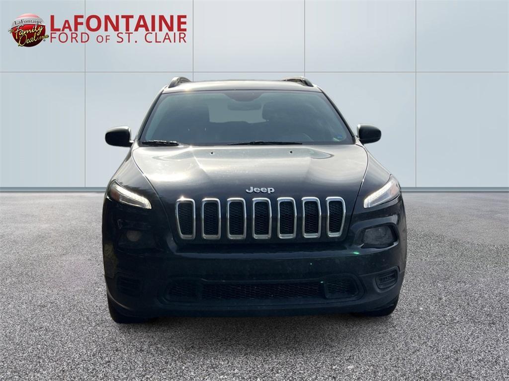 used 2016 Jeep Cherokee car