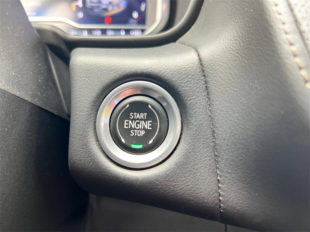 used 2022 Chevrolet Suburban car, priced at $39,900