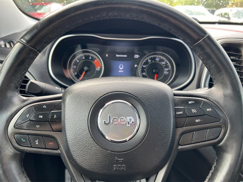 used 2019 Jeep Cherokee car, priced at $15,348