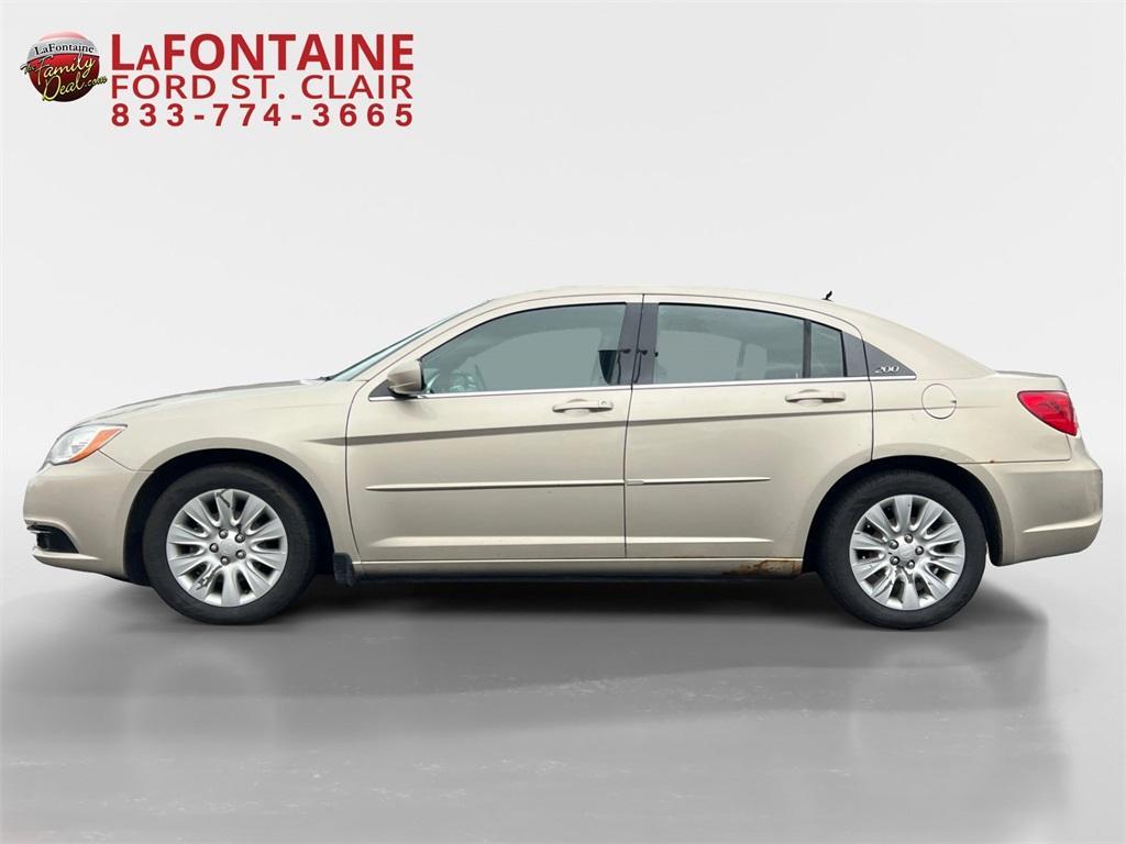 used 2014 Chrysler 200 car, priced at $5,383
