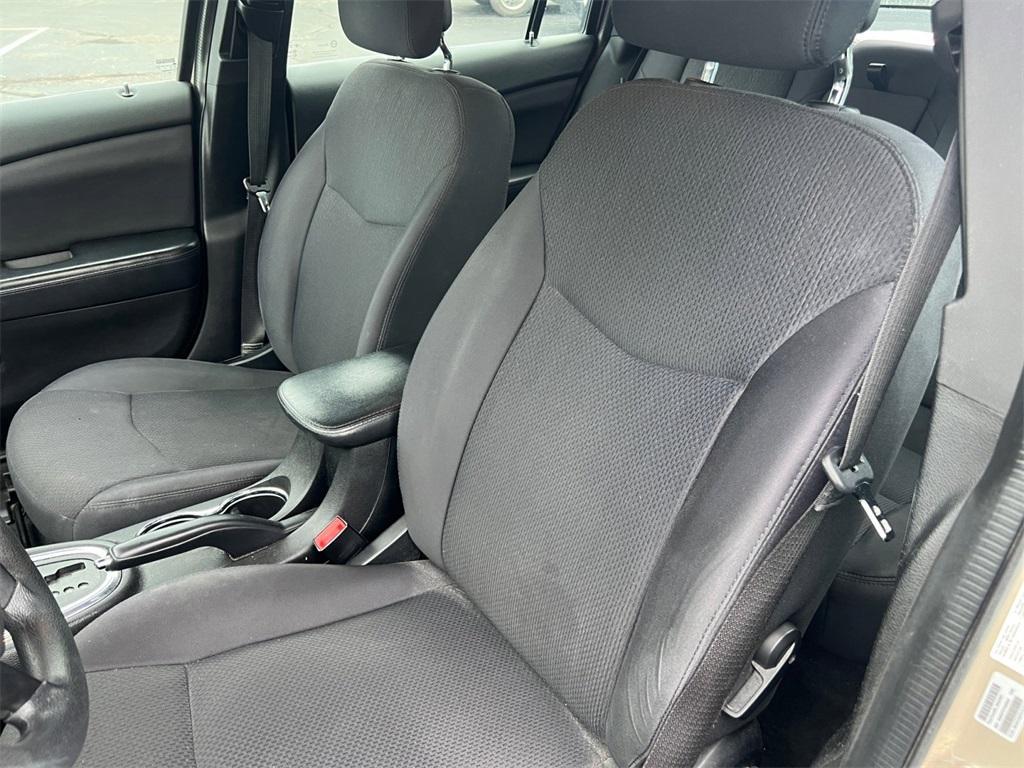 used 2014 Chrysler 200 car, priced at $5,383