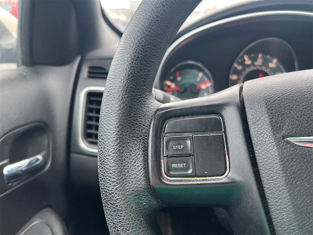 used 2014 Chrysler 200 car, priced at $5,383