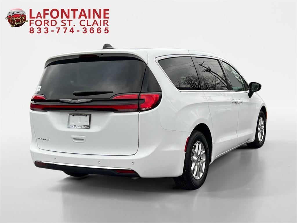 used 2024 Chrysler Pacifica car, priced at $33,500