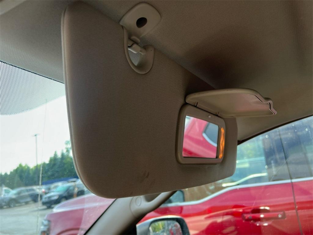 used 2012 Chrysler Town & Country car