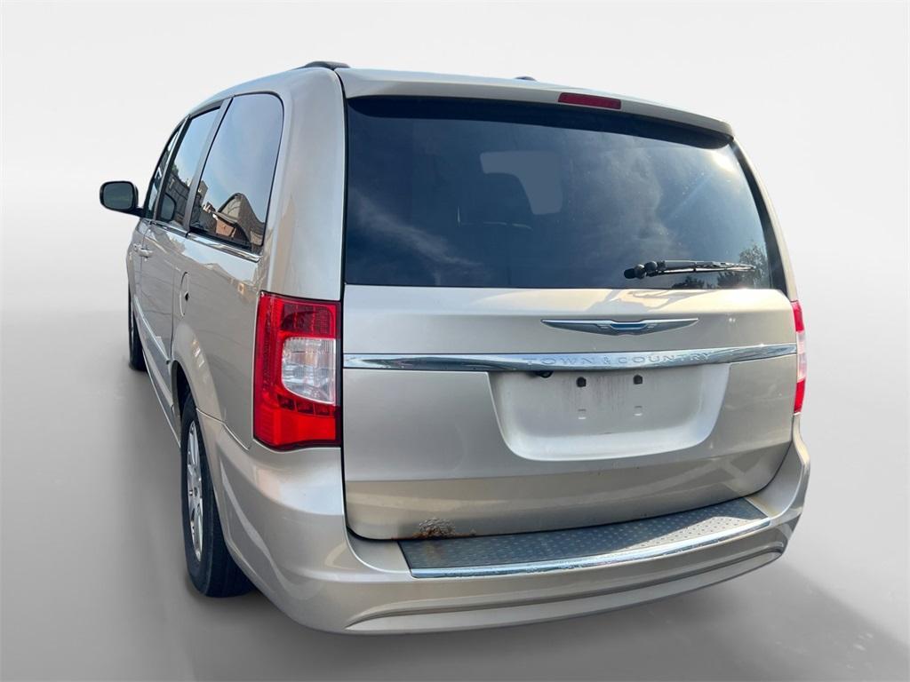 used 2012 Chrysler Town & Country car