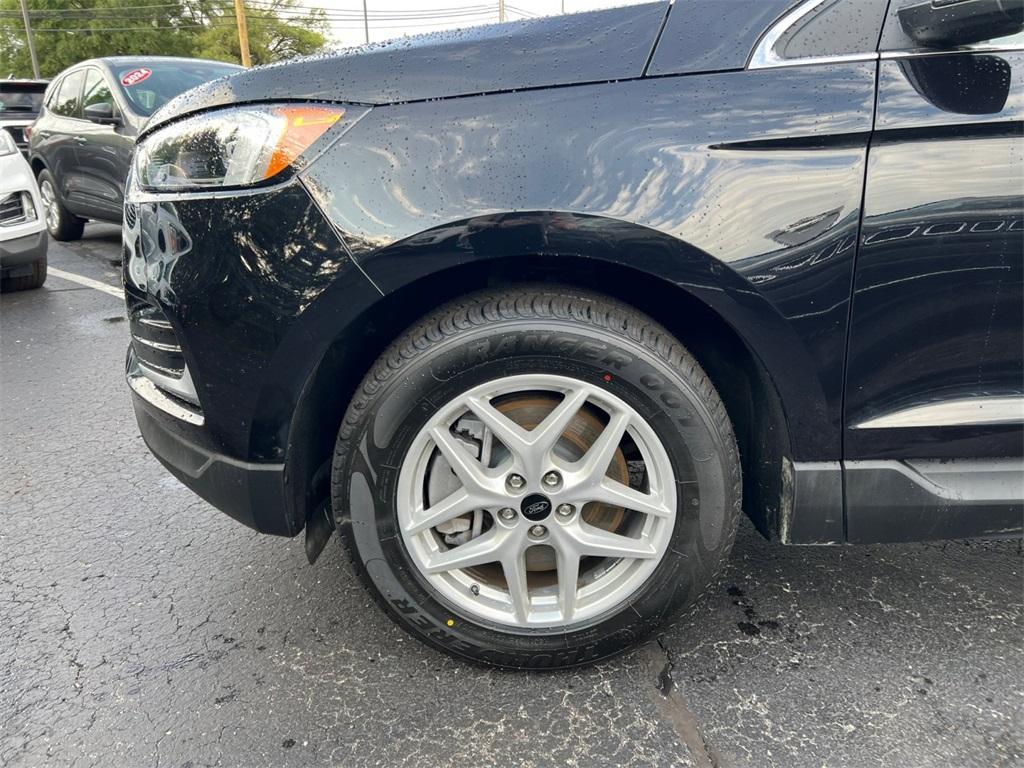used 2024 Ford Edge car, priced at $26,000