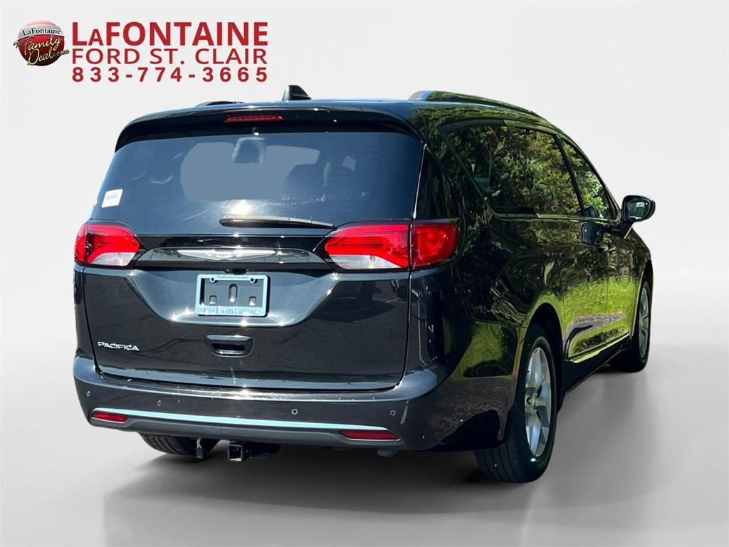 used 2017 Chrysler Pacifica car, priced at $15,193