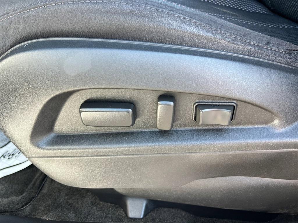 used 2015 Chevrolet Equinox car, priced at $9,700