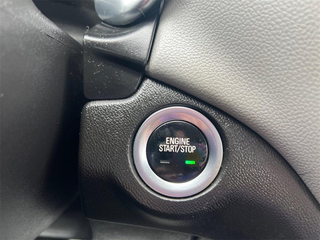 used 2021 Chevrolet Equinox car, priced at $12,900