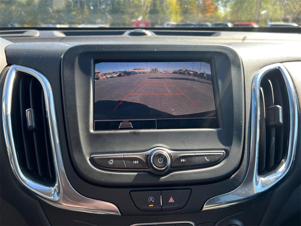 used 2024 Chevrolet Equinox car, priced at $20,900