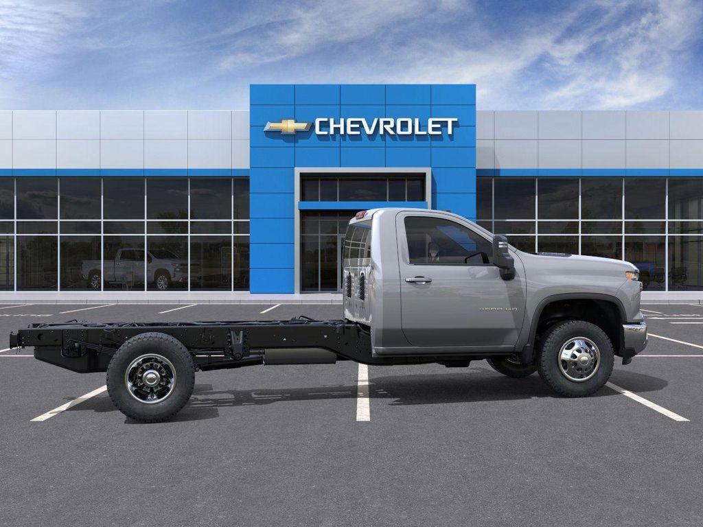 new 2025 Chevrolet Silverado 3500 car, priced at $66,338