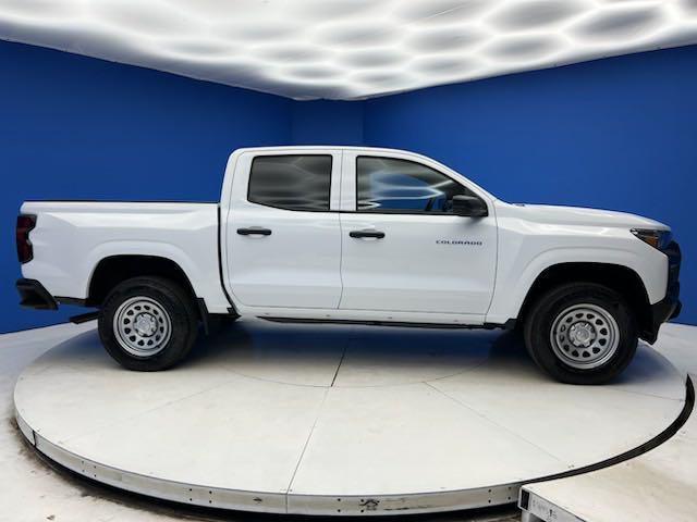 new 2024 Chevrolet Colorado car, priced at $31,955