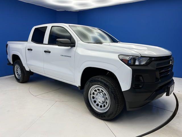 new 2024 Chevrolet Colorado car, priced at $31,955