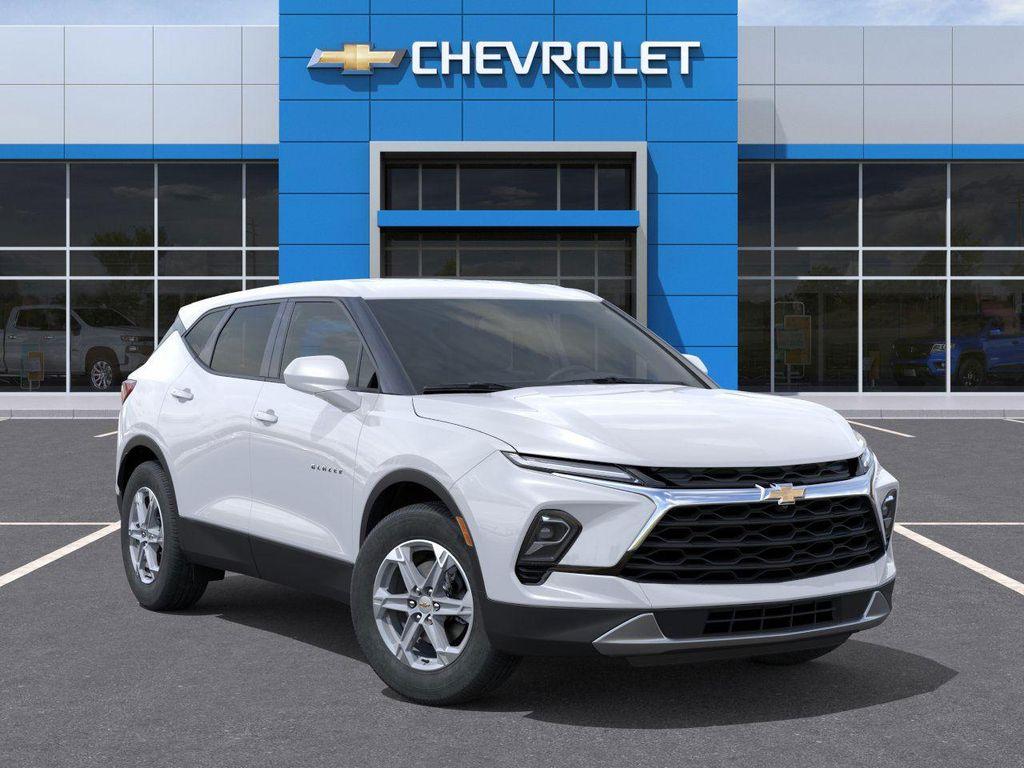 new 2025 Chevrolet Blazer car, priced at $35,795