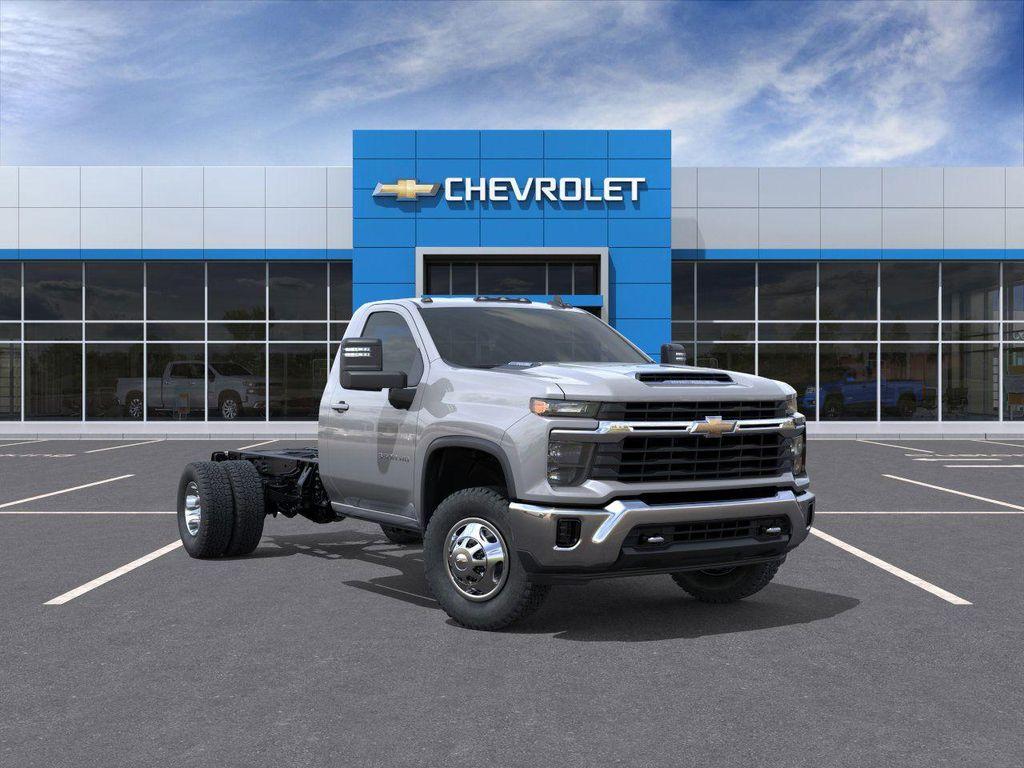 new 2025 Chevrolet Silverado 3500 car, priced at $66,338