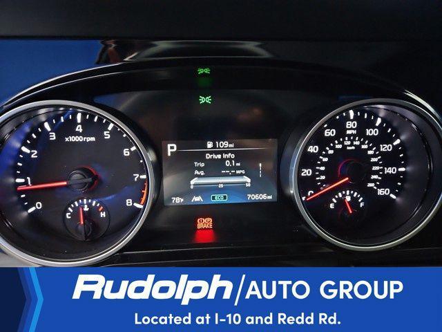 used 2022 Kia Carnival car, priced at $29,495