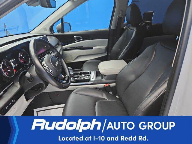 used 2022 Kia Carnival car, priced at $29,495