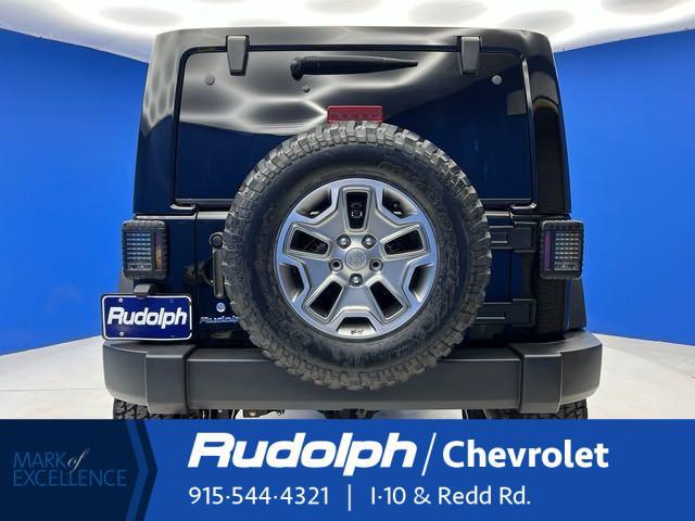 used 2015 Jeep Wrangler Unlimited car, priced at $27,495